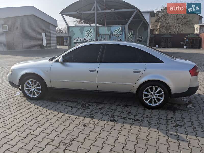 Седан Audi A6 1999 в Новоселице