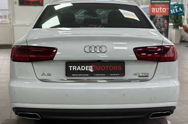 Седан Audi A6 2015 в 