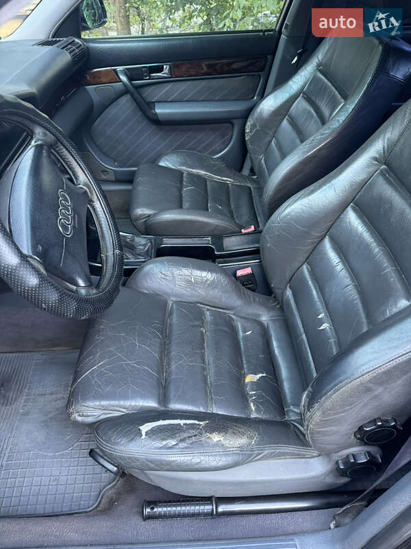 Седан Audi A6 1997 в Новомиколаївці