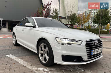 Седан Audi A6 2015 в 