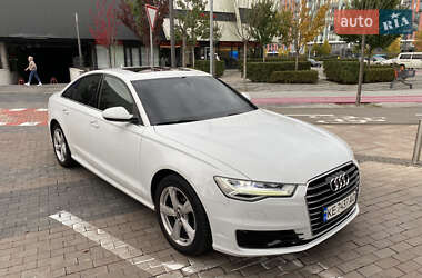 Седан Audi A6 2015 в 