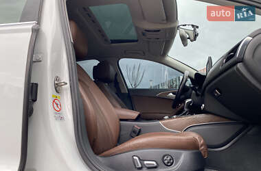 Седан Audi A6 2015 в 