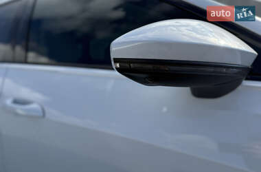 Седан Audi A6 2022 в 