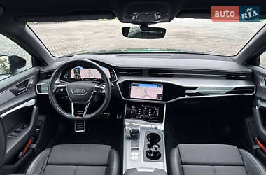 Седан Audi A6 2021 в 