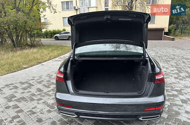 Седан Audi A6 2019 в 