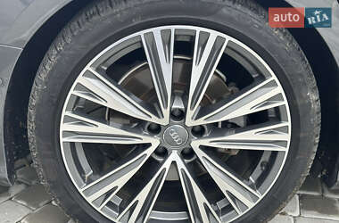 Седан Audi A6 2019 в 