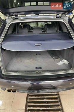 Универсал Audi A6 2002 в 