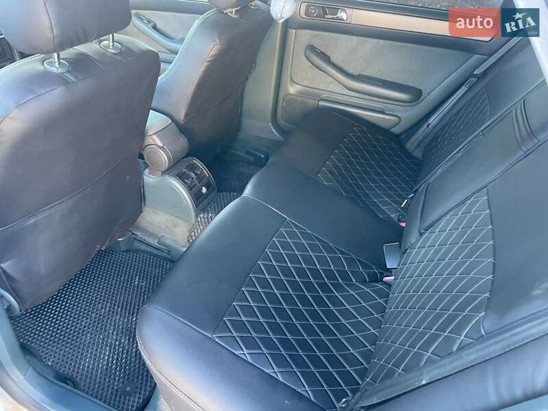 Седан Audi A6 2001 в Шостке