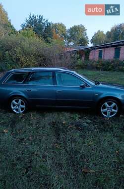 Універсал Audi A6 2004 в 