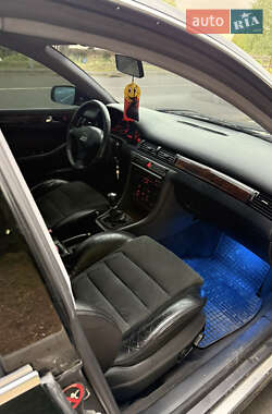 Седан Audi A6 1998 в Бурштыне