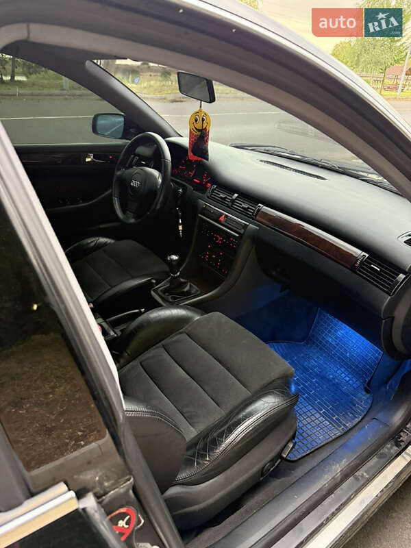 Седан Audi A6 1998 в Бурштыне