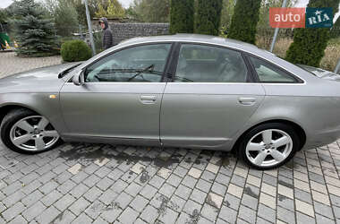 Седан Audi A6 2004 в 