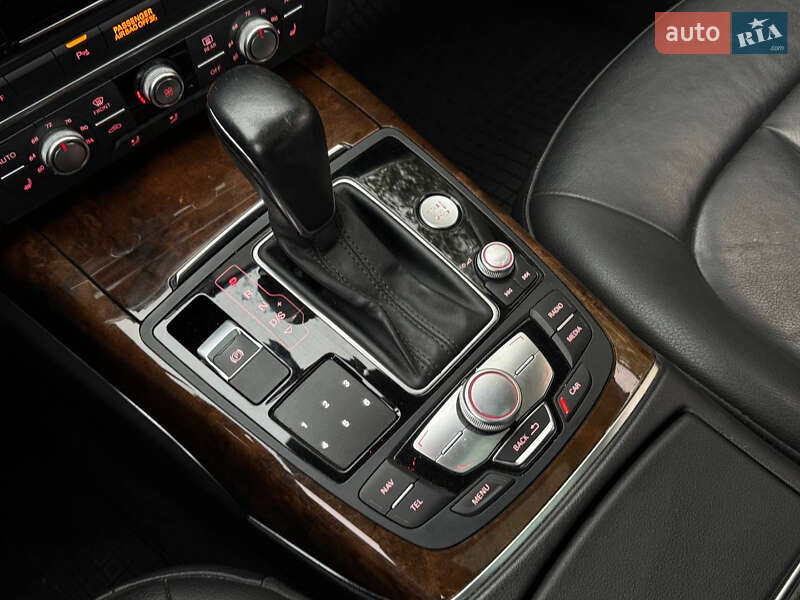 Седан Audi A6 2015 в Киеве