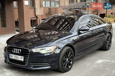 Седан Audi A6 2012 в 