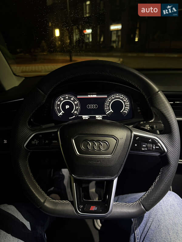 Седан Audi A6 2018 в Киеве