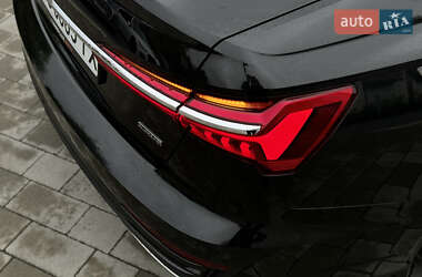 Седан Audi A6 2019 в 