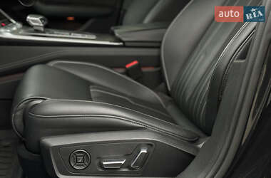 Седан Audi A6 2019 в 
