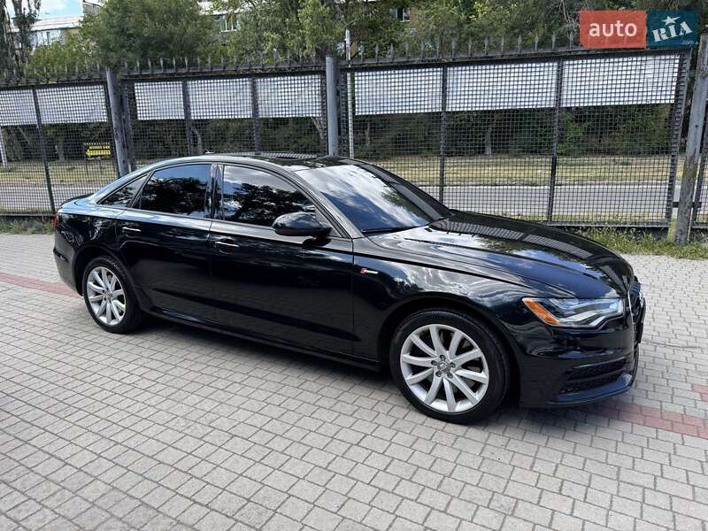 Седан Audi A6 2014 в Запоріжжі