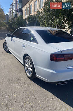 Седан Audi A6 2015 в 