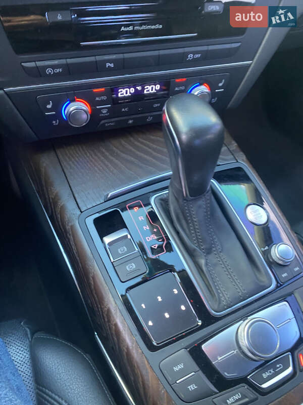 Седан Audi A6 2015 в Знам'янці