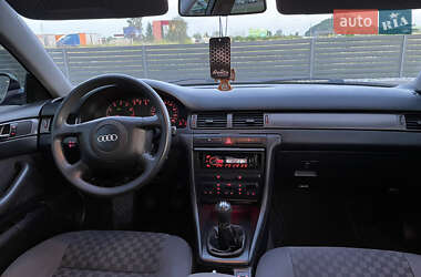 Седан Audi A6 1999 в 