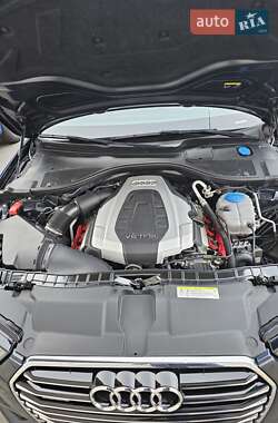 Седан Audi A6 2017 в 