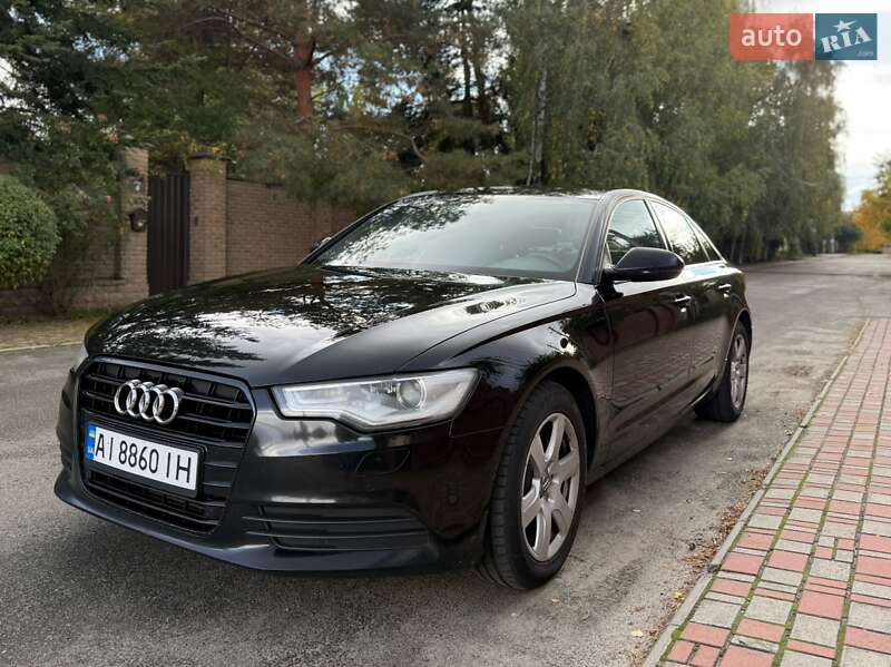 Седан Audi A6 2012 в 