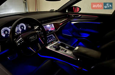 Седан Audi A6 2019 в 