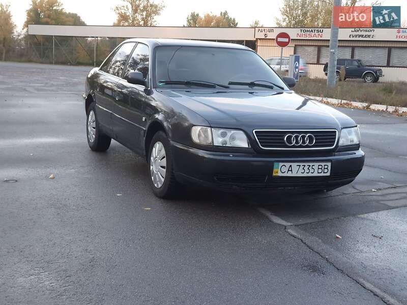 Седан Audi A6 1995 в Кременчуці
