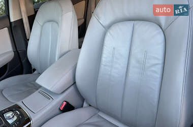 Седан Audi A6 2015 в 