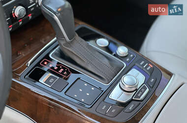Седан Audi A6 2015 в 