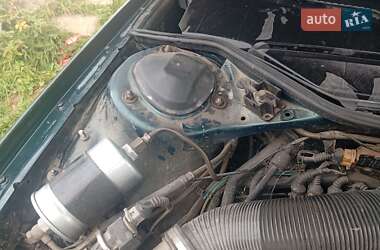 Седан Audi A6 1995 в 