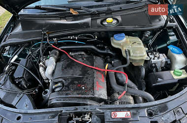 Седан Audi A6 1998 в  фото 2 Седан Audi A6 1998 в