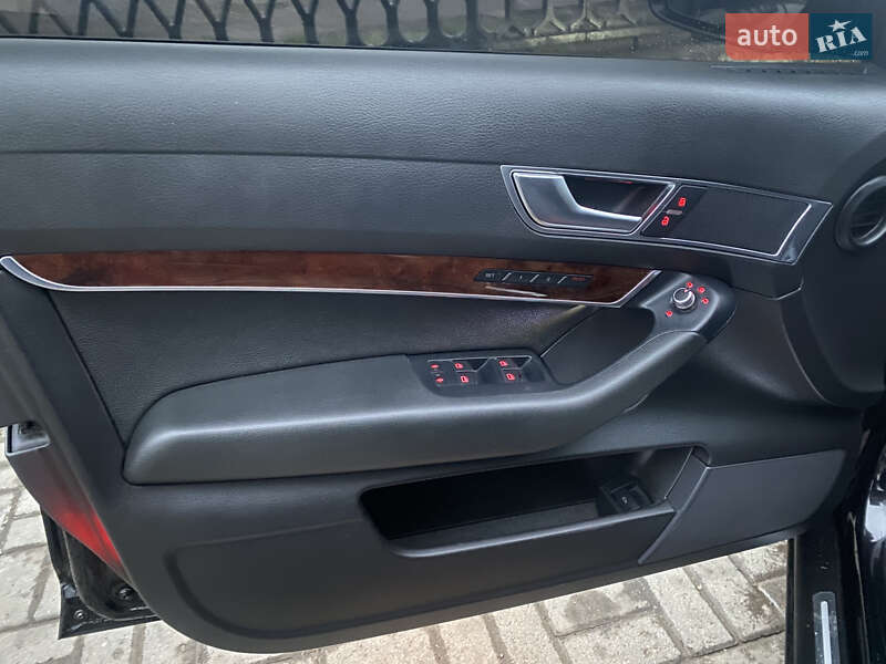 Седан Audi A6 2010 в Самборе