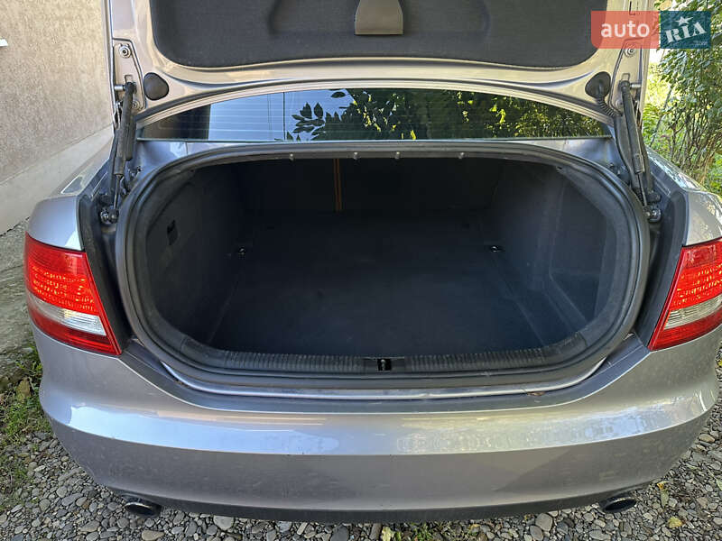 Седан Audi A6 2004 в Снятині