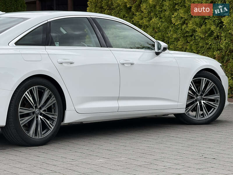 Седан Audi A6 2019 в Стрые