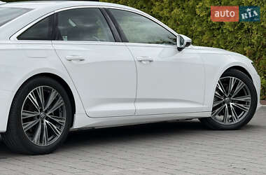 Седан Audi A6 2019 в  фото 36 Седан Audi A6 2019 в