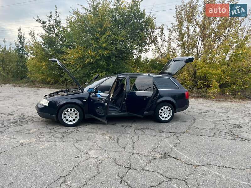 Універсал Audi A6 2000 в Умані