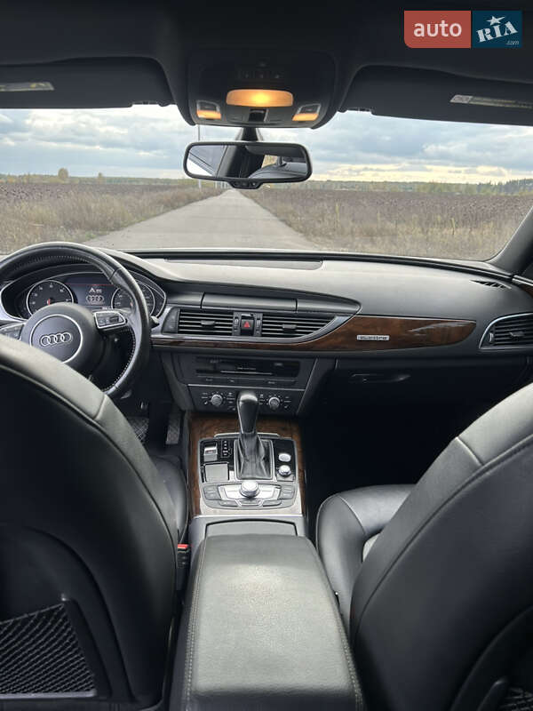 Седан Audi A6 2015 в Киеве