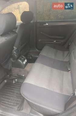 Седан Audi A6 2002 в 