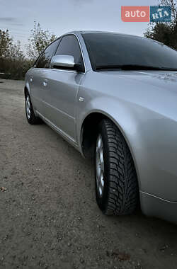 Седан Audi A6 2002 в 