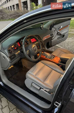 Седан Audi A6 2004 в  фото 14 Седан Audi A6 2004 в