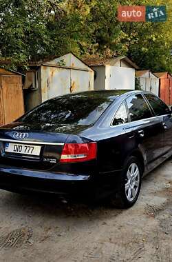 Седан Audi A6 2004 в 