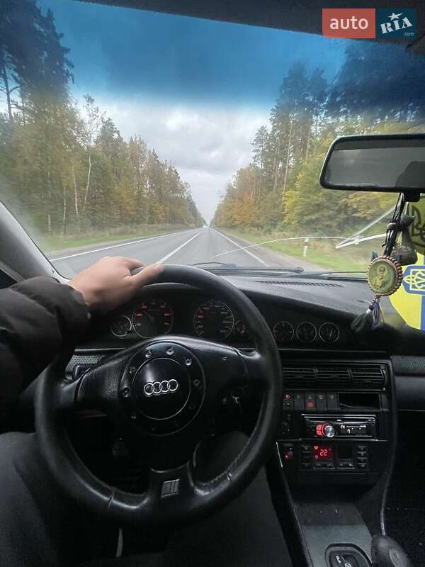 Седан Audi A6 1997 в Костопілі