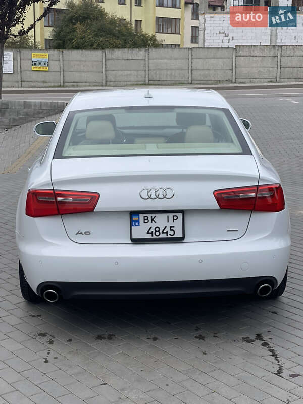 Седан Audi A6 2014 в Рівному