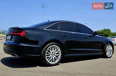 Седан Audi A6 2015 в 