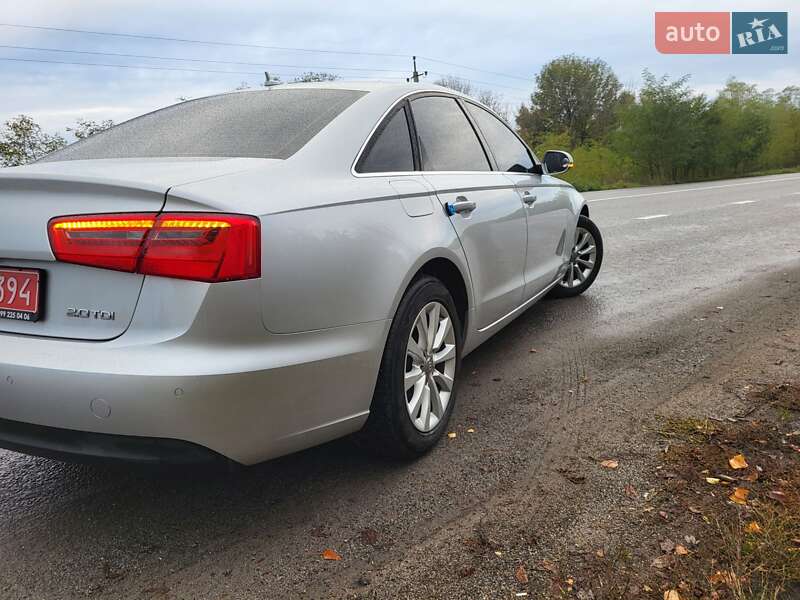 Седан Audi A6 2014 в Киеве