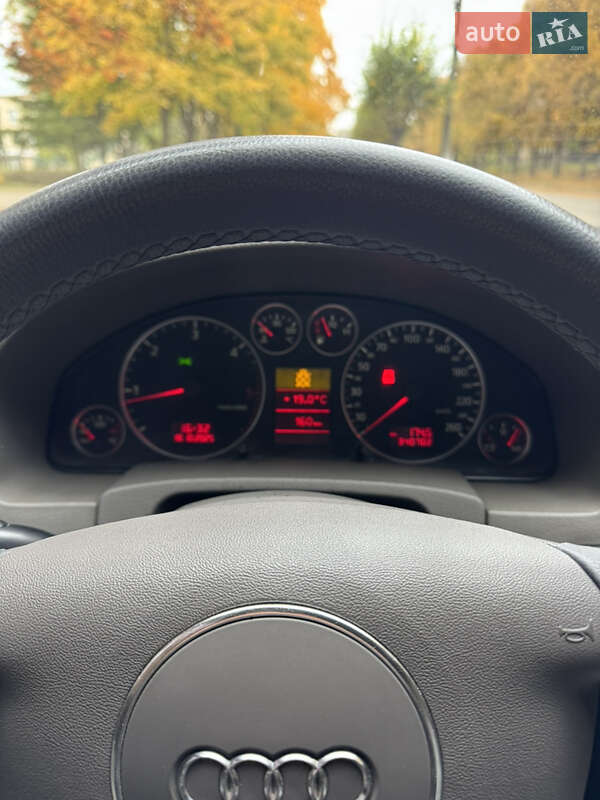 Універсал Audi A6 2002 в Хотині