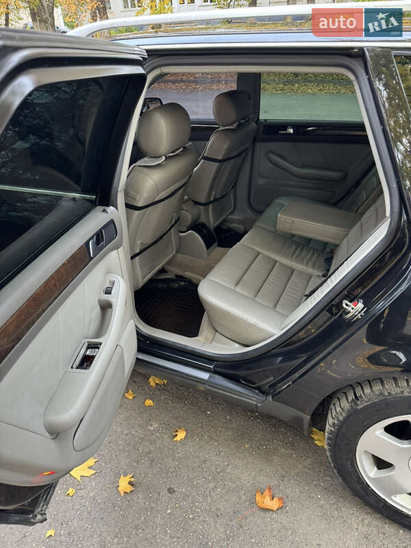 Універсал Audi A6 2002 в Хотині