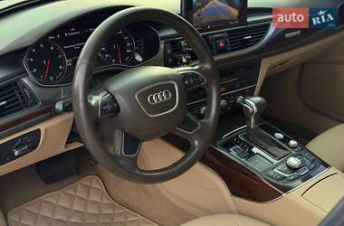 Седан Audi A6 2013 в 